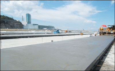 二級建造師考試知識點：水泥混凝土路面縱縫設置與施工